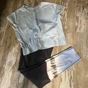 EUC!VS PINK 2 PIECE Gray/Blue TieDye  Leggings&Dusty Iris Perfect crop Tee!Sz L!